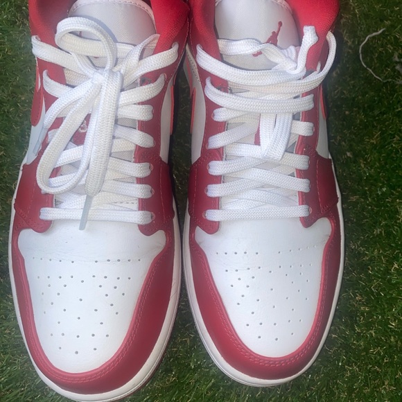 Air Jordan nike low , size 8.5 in mens - Picture 5 of 11